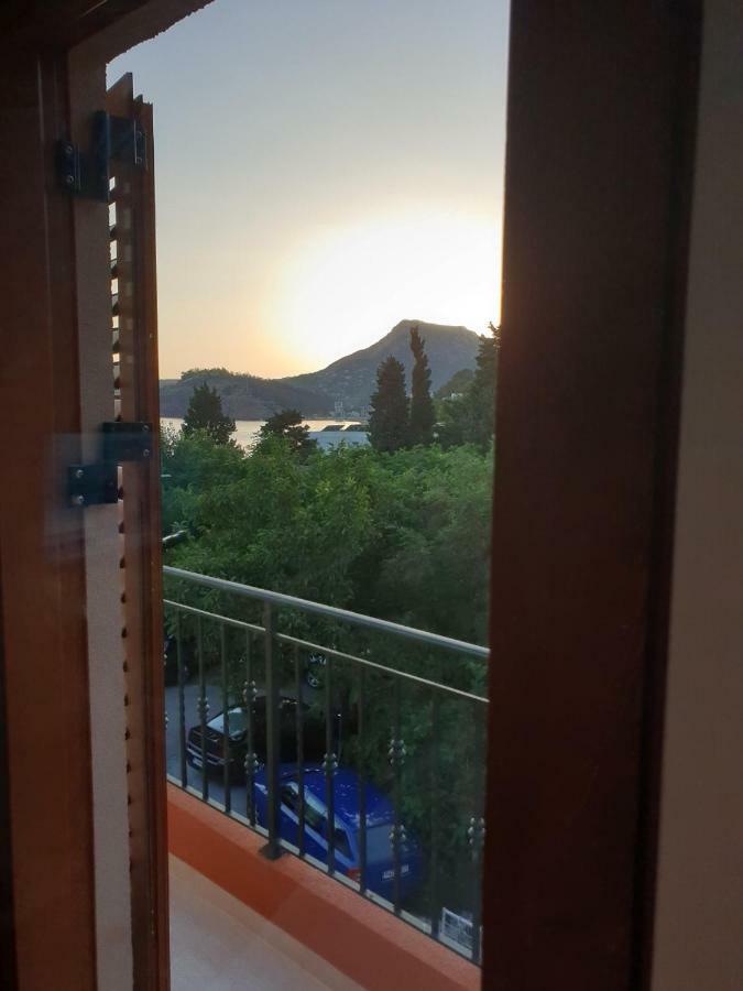 Villa Nadalina Sutomore Ngoại thất bức ảnh
